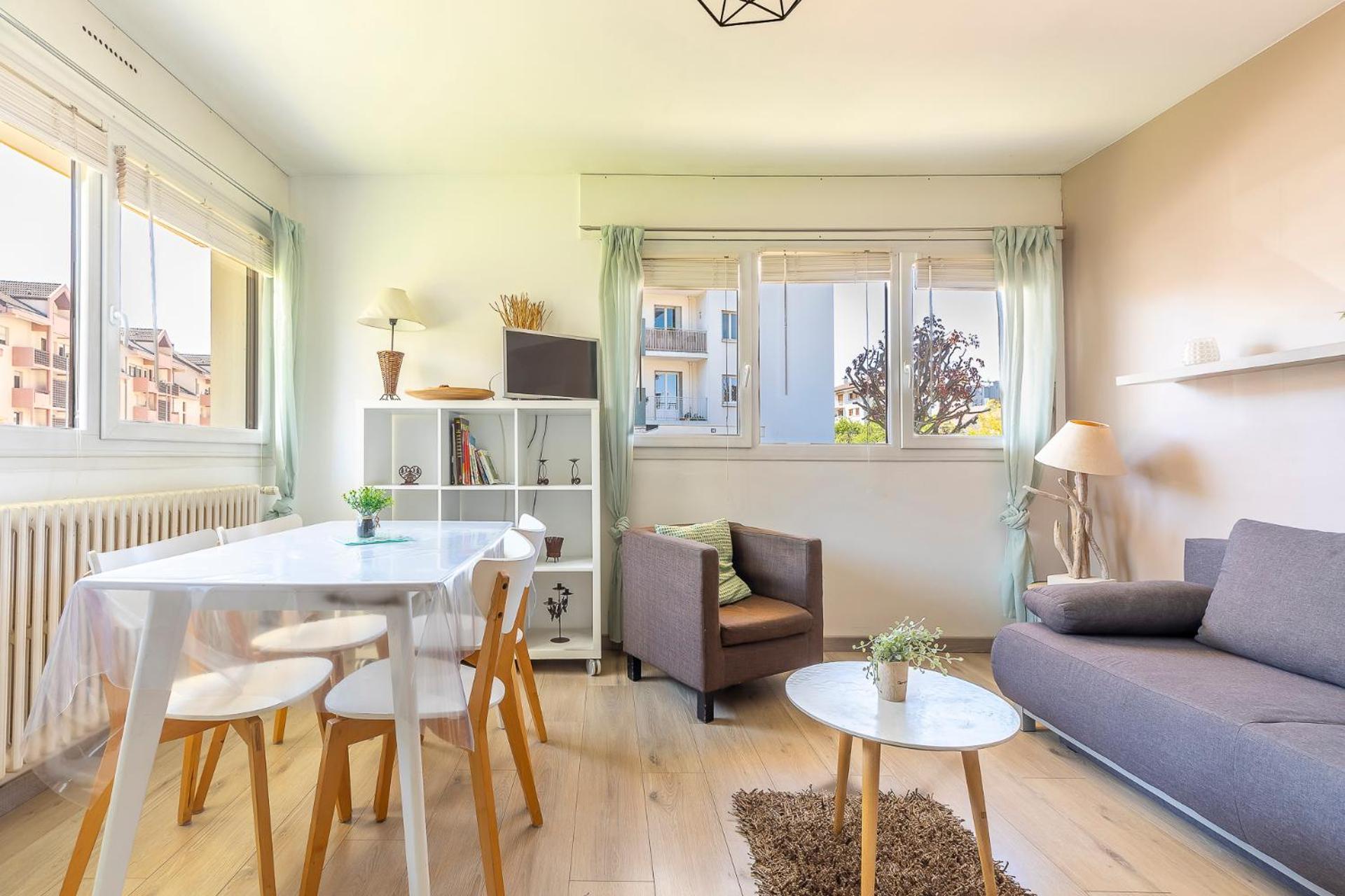 Appart Cosy Annecy Parking Et Velos Gratuit Экстерьер фото